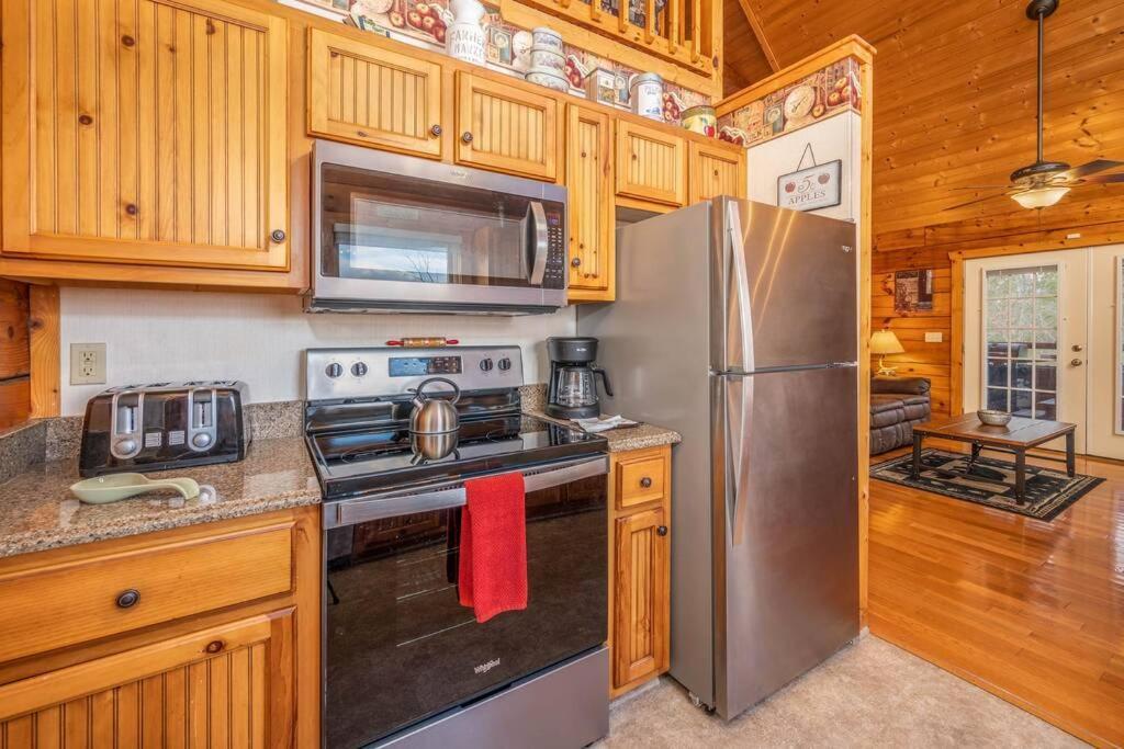 Over The Mountain - Smoky Mountain View Cabin Sevierville Εξωτερικό φωτογραφία