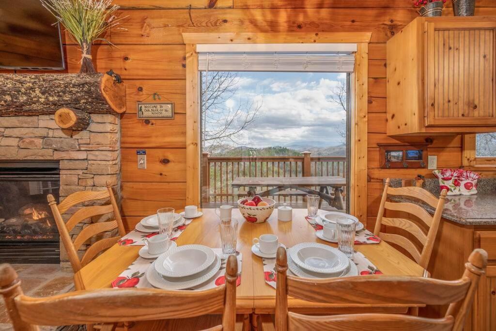Over The Mountain - Smoky Mountain View Cabin Sevierville Εξωτερικό φωτογραφία