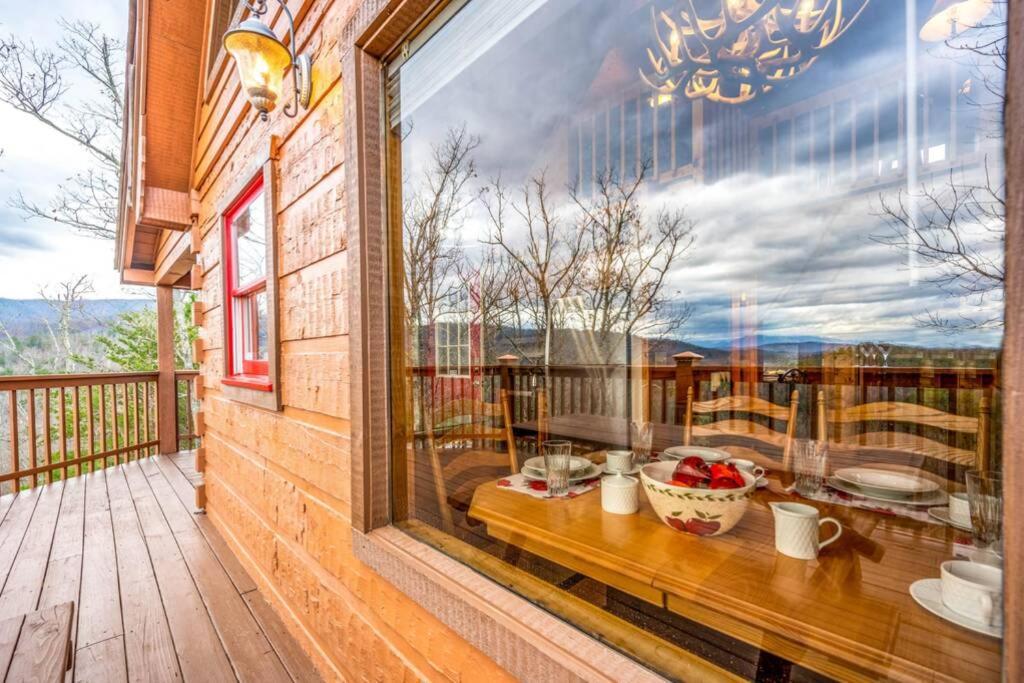 Over The Mountain - Smoky Mountain View Cabin Sevierville Εξωτερικό φωτογραφία