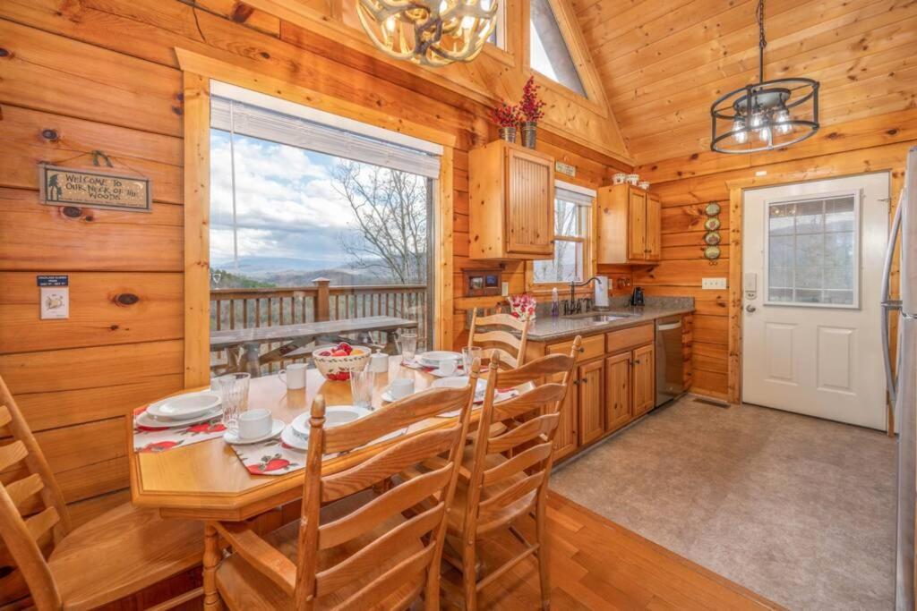 Over The Mountain - Smoky Mountain View Cabin Sevierville Εξωτερικό φωτογραφία
